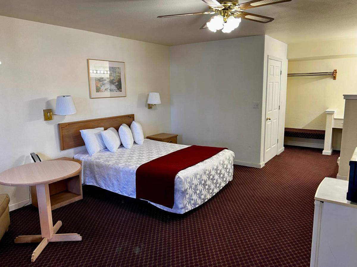 Rodeway Inn