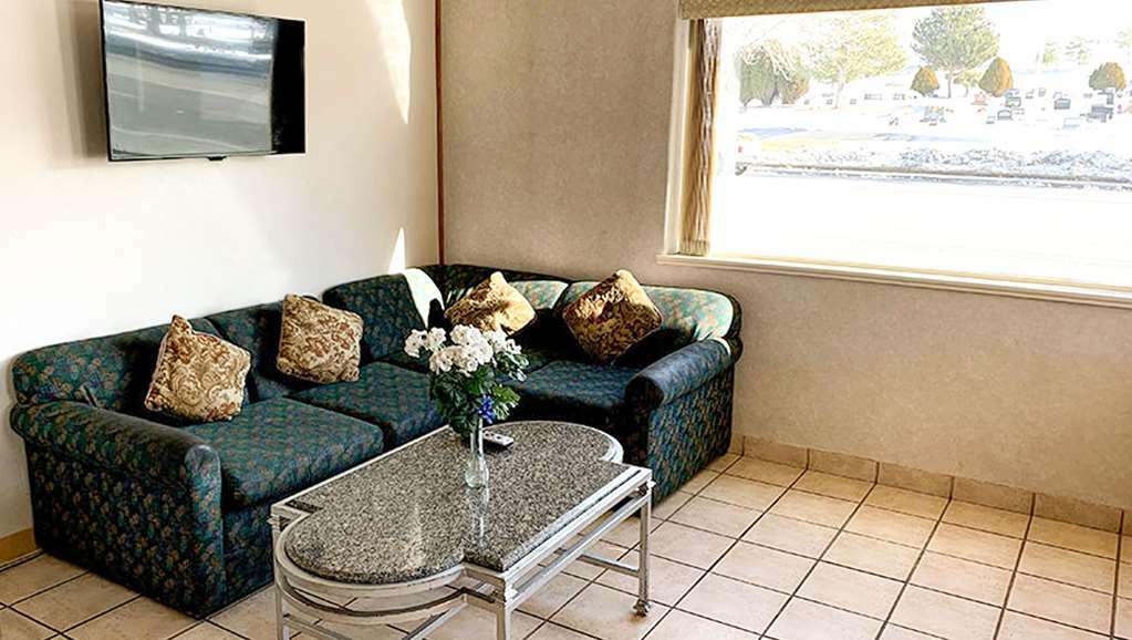 Rodeway Inn 2*