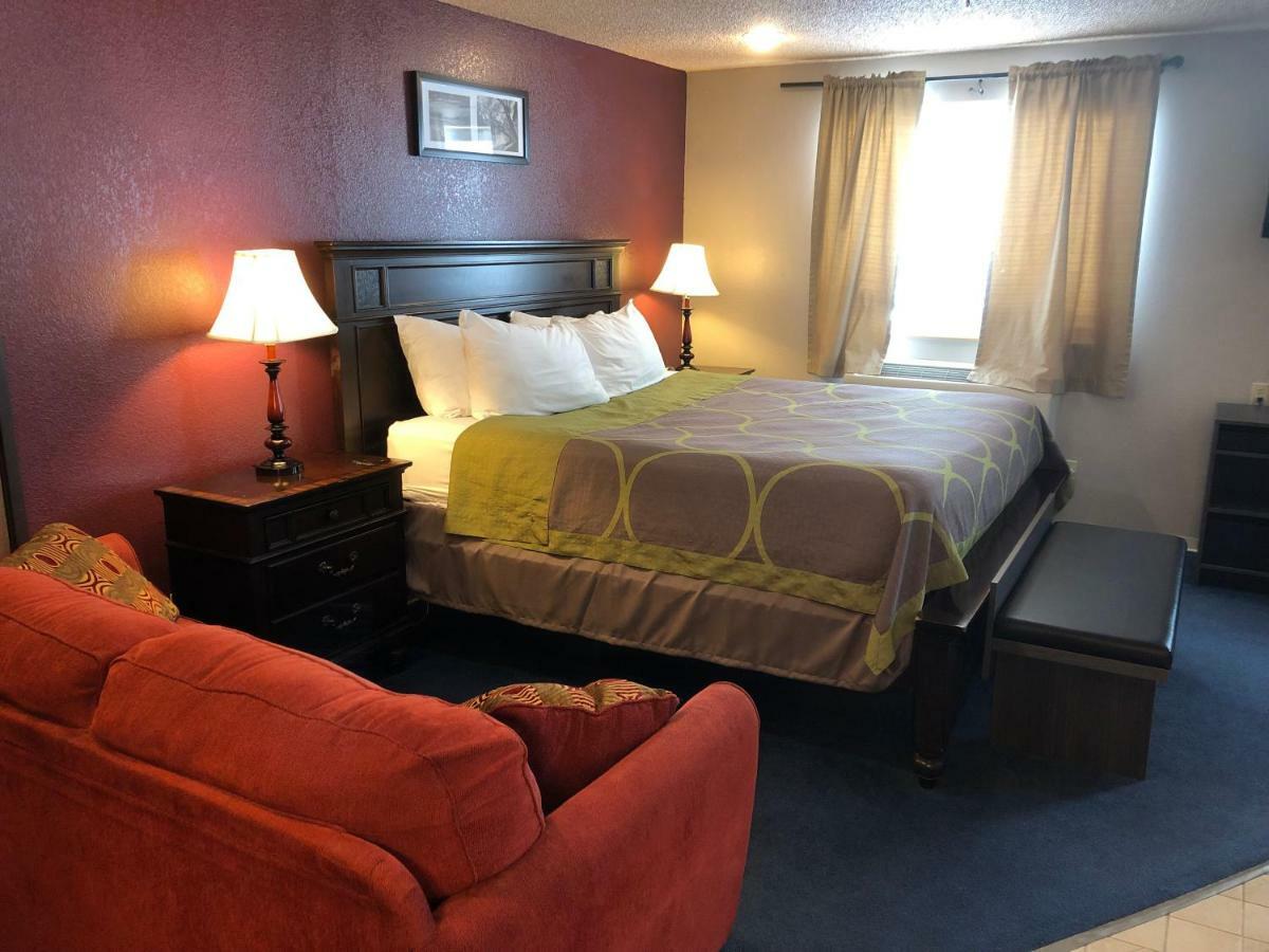 Super 8 By Wyndham Nv 2*